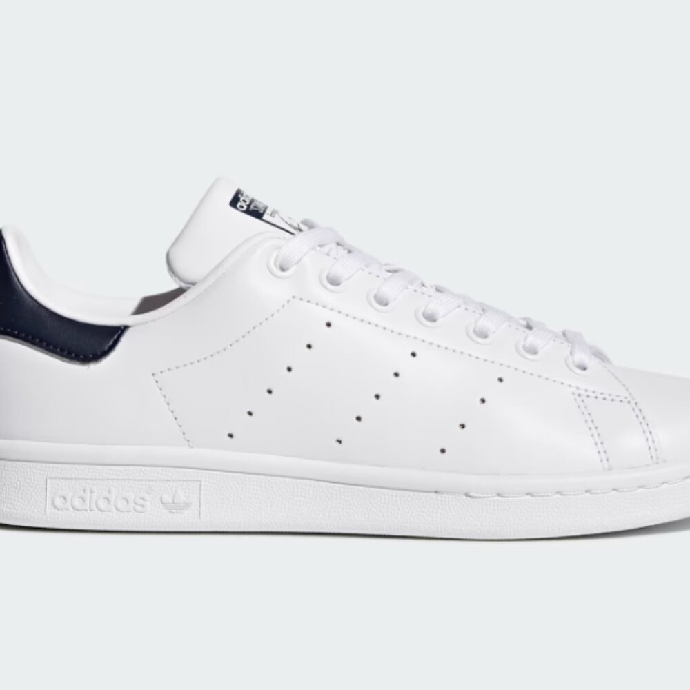 Adidas Stan Smith (Size 6.5)